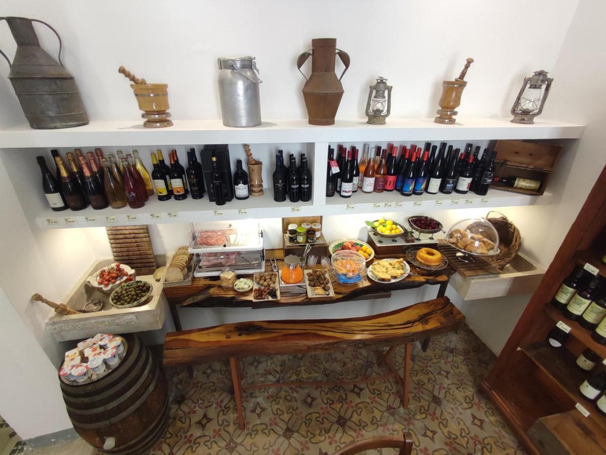 Boutique Rooms And Breakfast Granveliero Trapani Kültér fotó