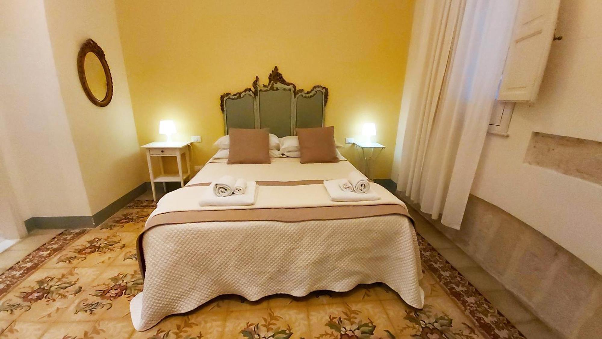 Boutique Rooms And Breakfast Granveliero Trapani Kültér fotó